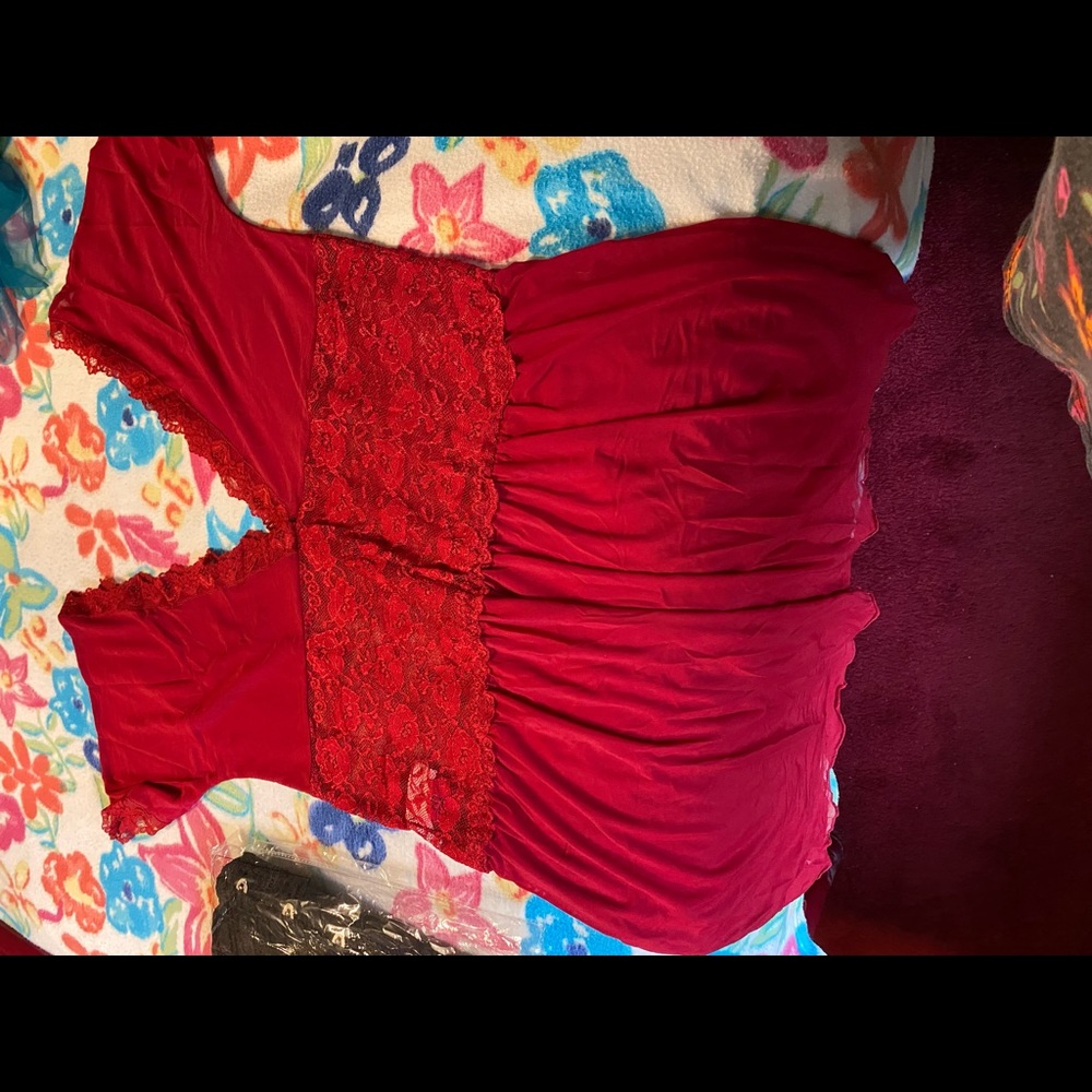 Nightgown -brand new-never worn. Very stretchy and comfortable material.